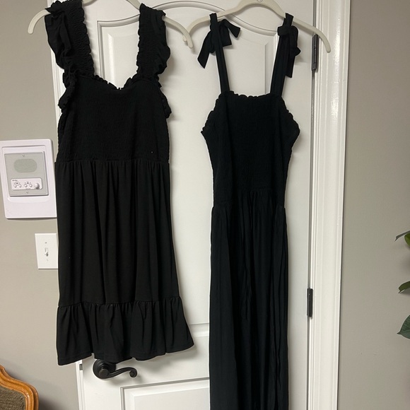 Two black dresses - Picture 1 of 1